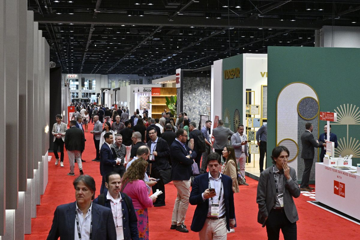 Show Floor