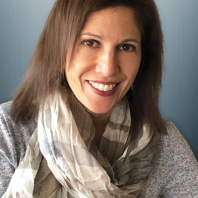 Jennifer Richinelli Headshot COV26